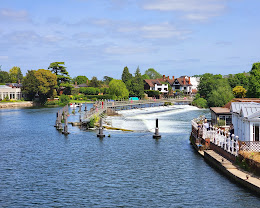 Marlow Weir on the Thames